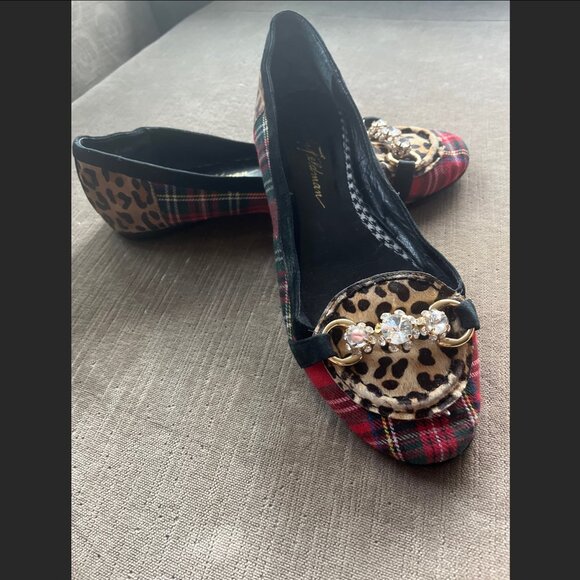 Beverly Feldman plaid jeweled slip on flats - Picture 2 of 8